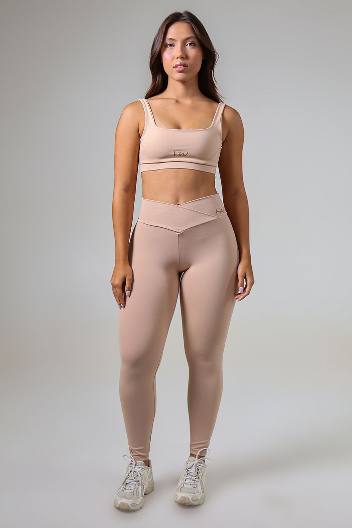 Conjunto Move  Off White - Collab Housi Wellness Society - Legging Move +  Top Move