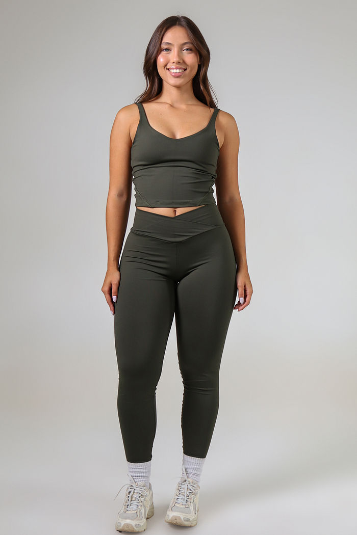 Conjunto Move Verde Militar - Legging Move + Top Regata Move