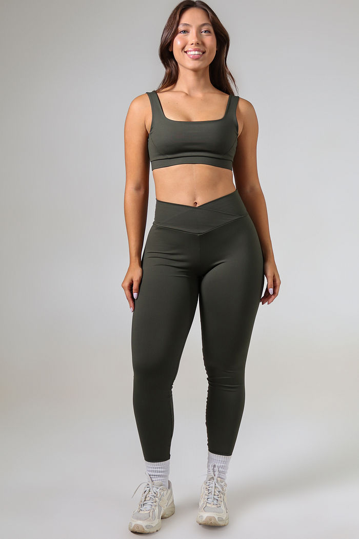 Conjunto Move Verde Militar - Legging Move +  Top Move