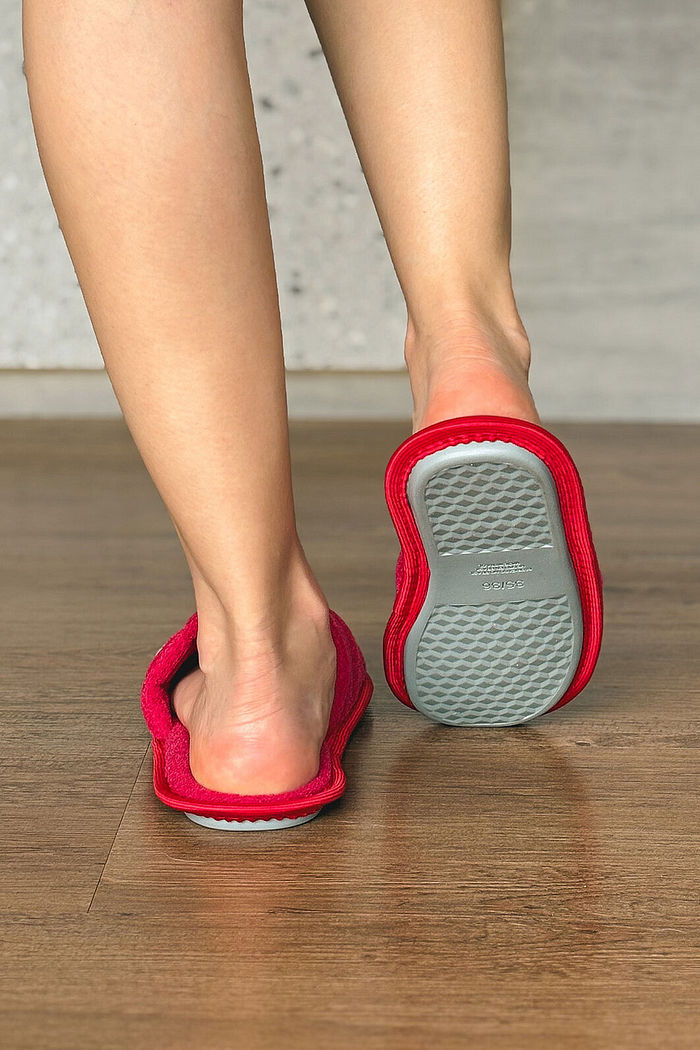 PANTUFA SLIDE TIRA DUPLA VERMELHA