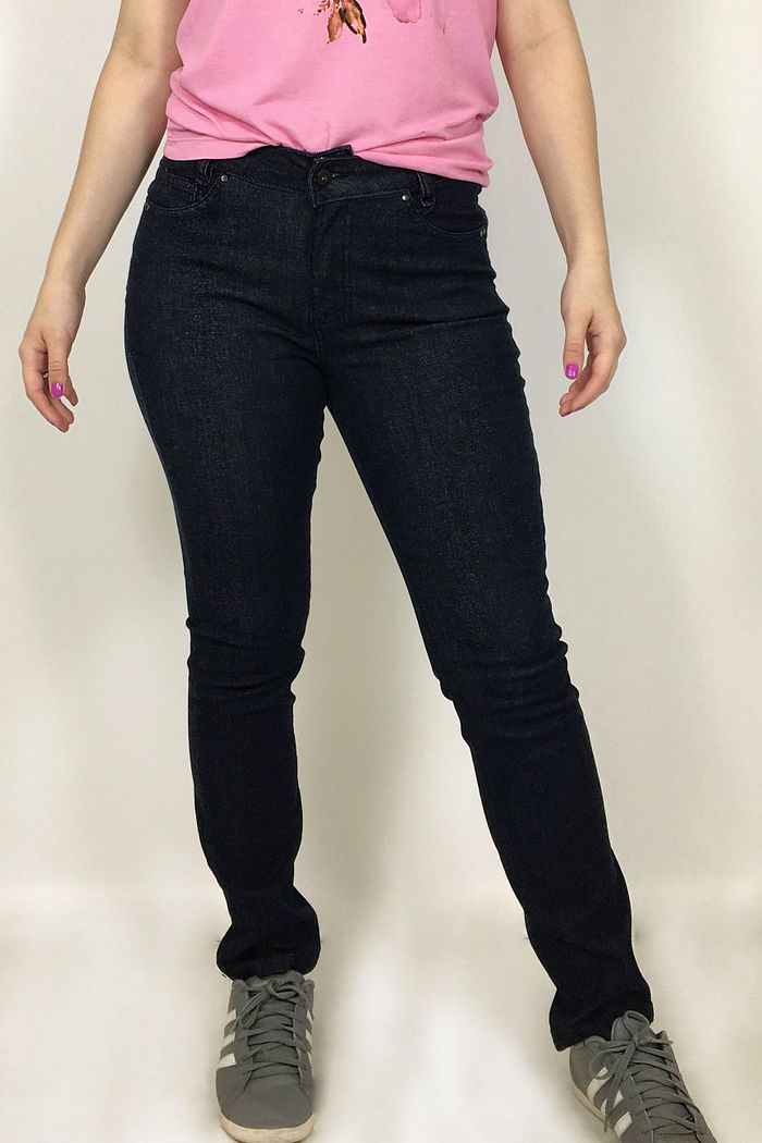 CALÇA CIGARRETE LEONA