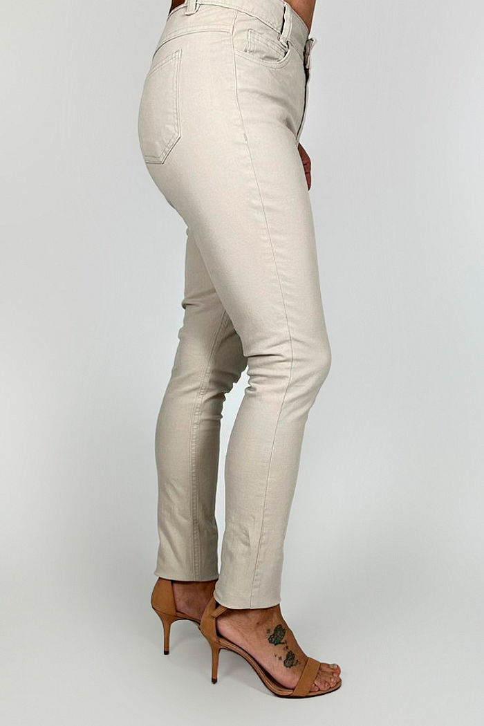 CALÇA BEGE CIGARRETE COLOR SKINNY JEANS
