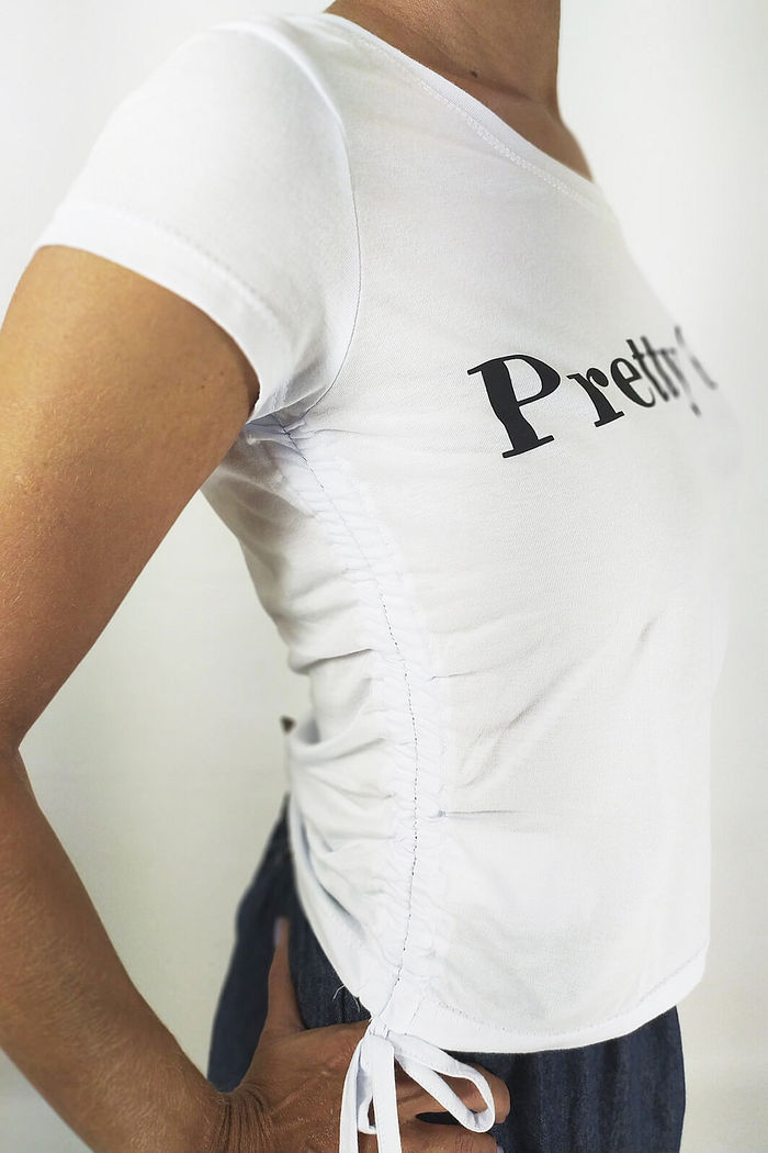 Cropped Pretty Girl Franzido