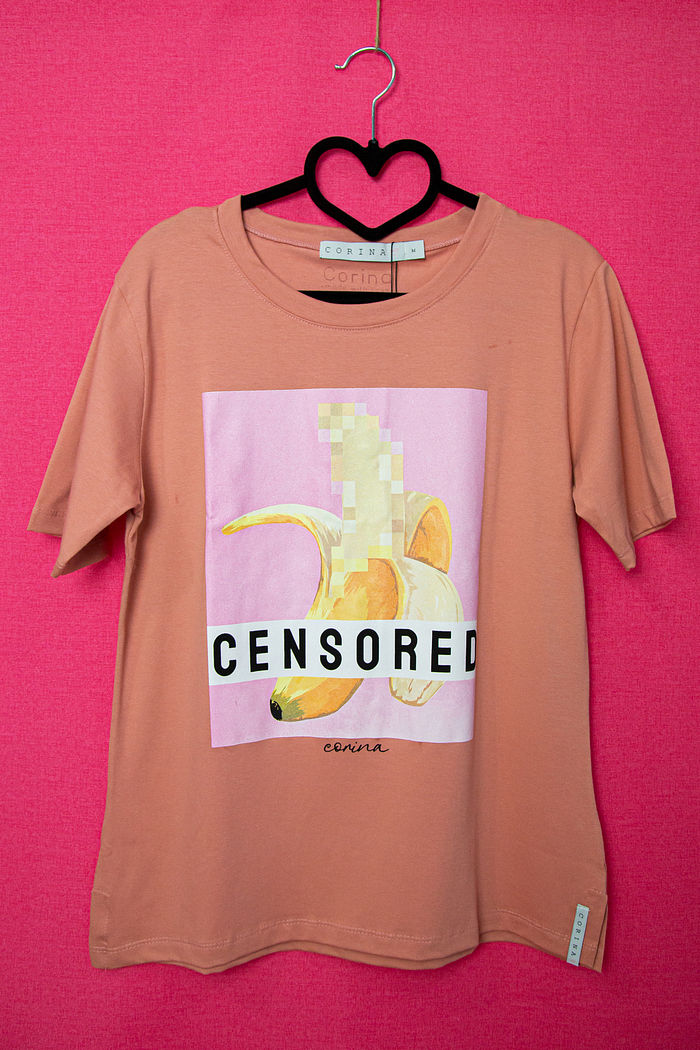 T-Shirt Feminina Algodão Banana Censored