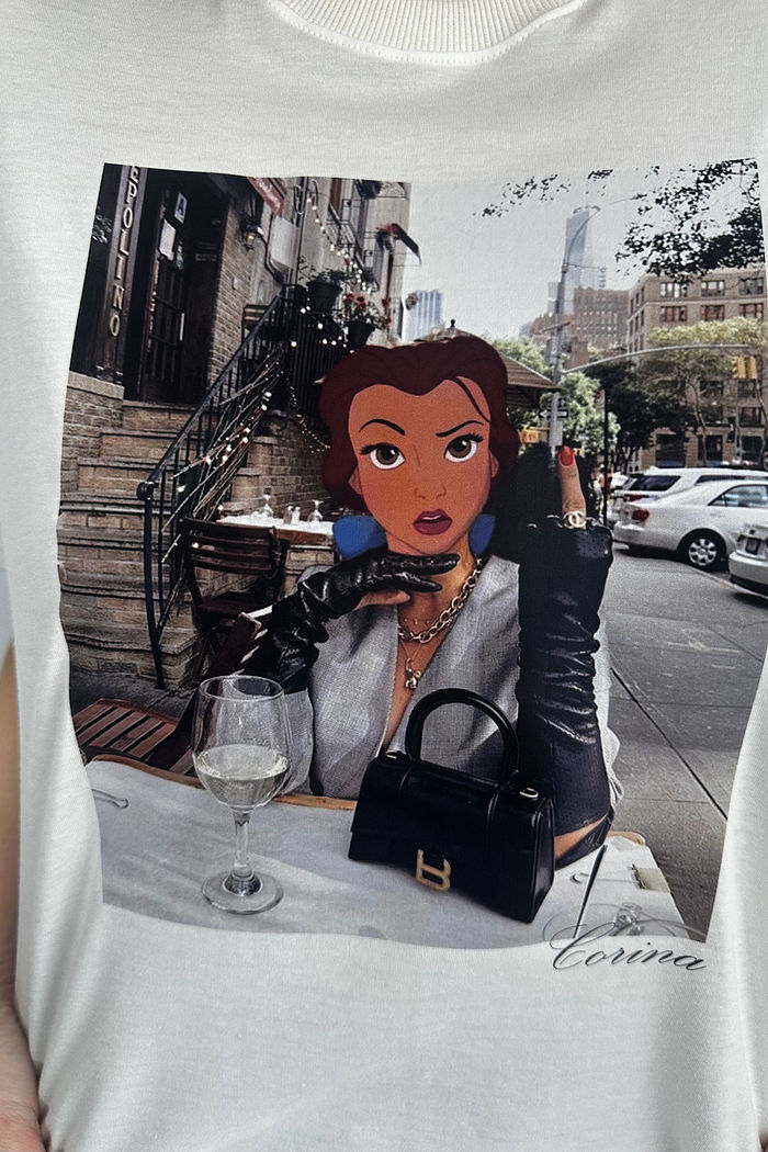 T-Shirt Feminina Over Princesa Bela