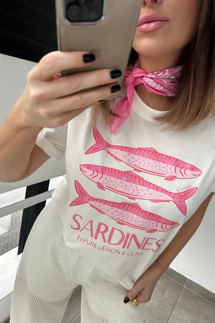 T-Shirt Feminina - Sardines Rosa