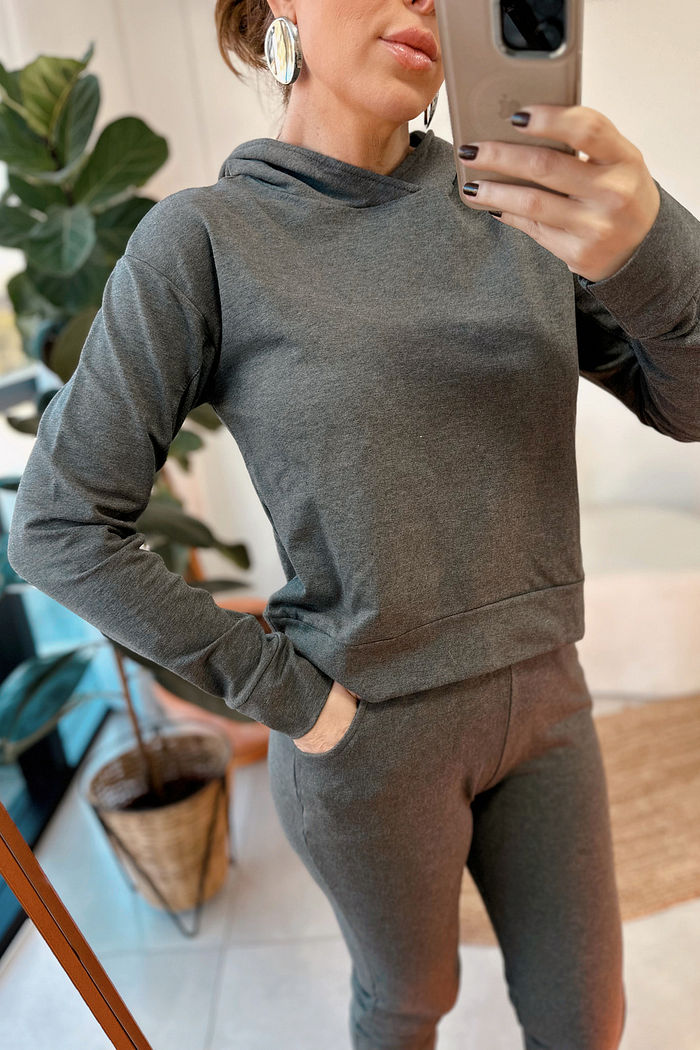 Moletom Feminino Com Recortes e Capuz JULIANE