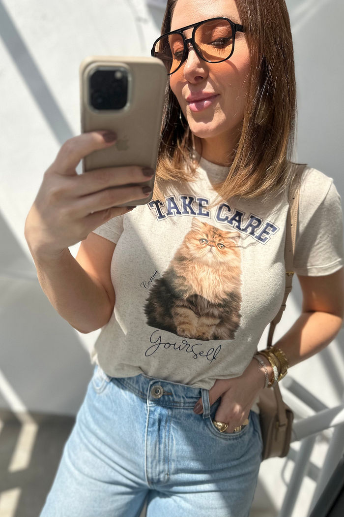 T-Shirt Feminina Tradicional Gato