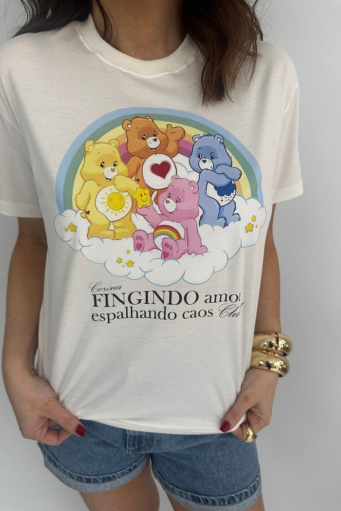 T-Shirt Feminina Over Ursos Fingindo