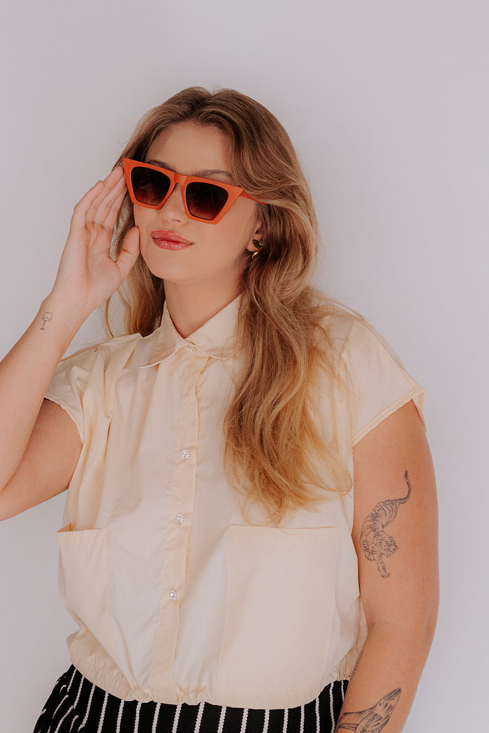 CAMISA CROPPED MARA AMARELO MANTEIGA