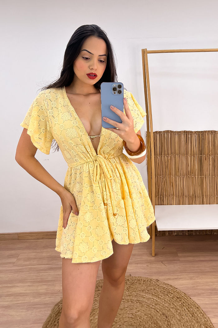 SAÍDA CURTA FLORA - AMARELO MANTEIGA