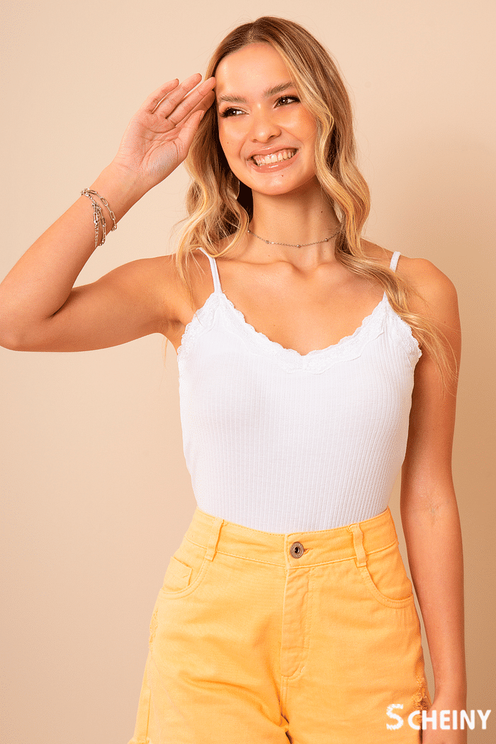 REGATA SLIM COM BOJO DETALHE RENDA