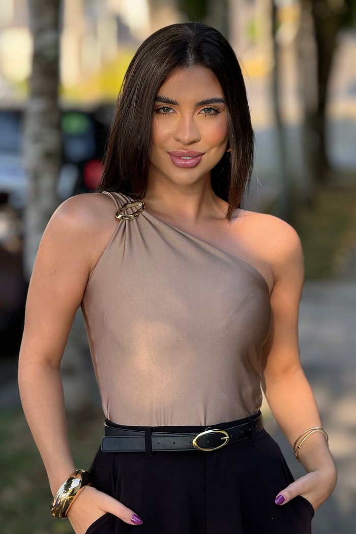 Blusa Ombro Único Cappuccino