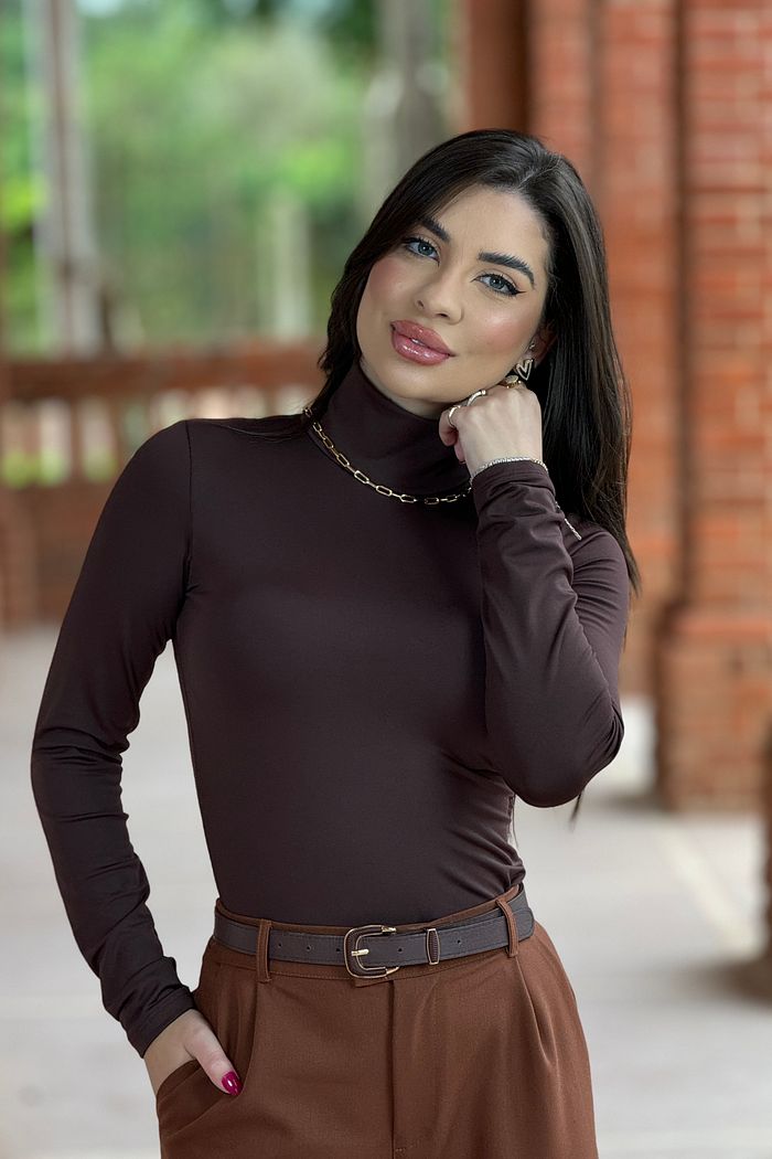 Blusa Malha Térmica Gola Alta Marrom