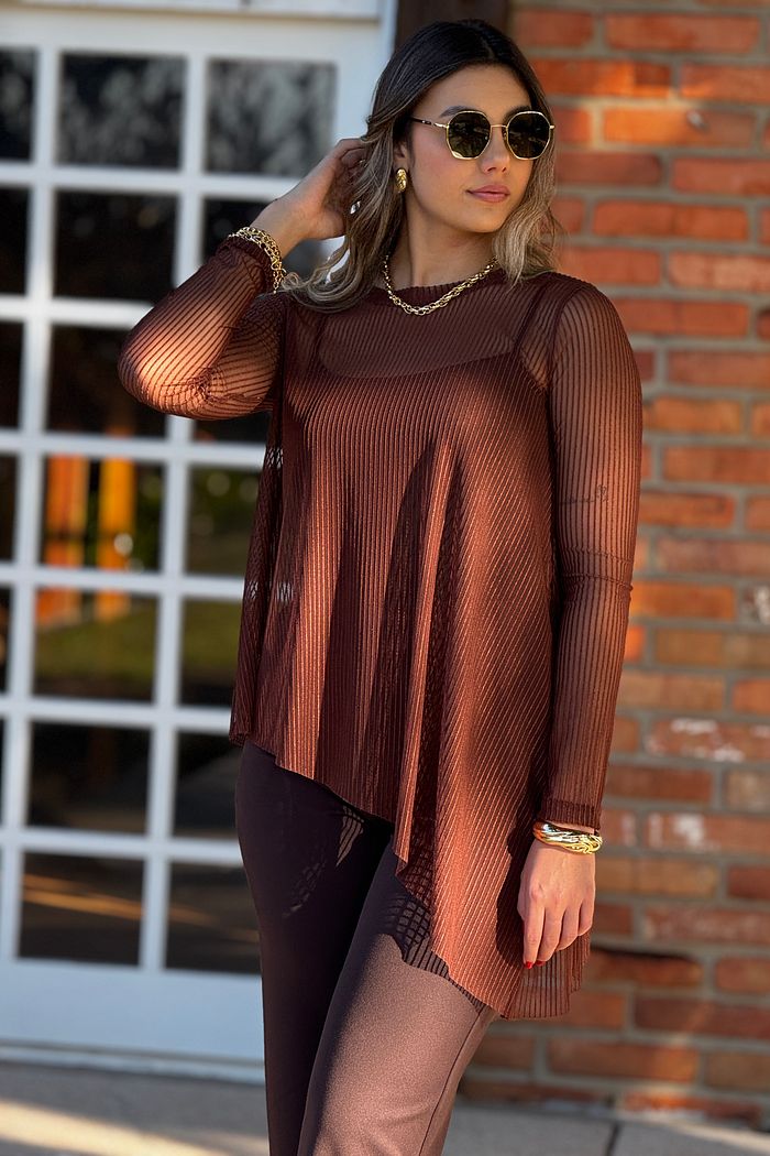 Blusa Tule Assimétrica Nati Marrom