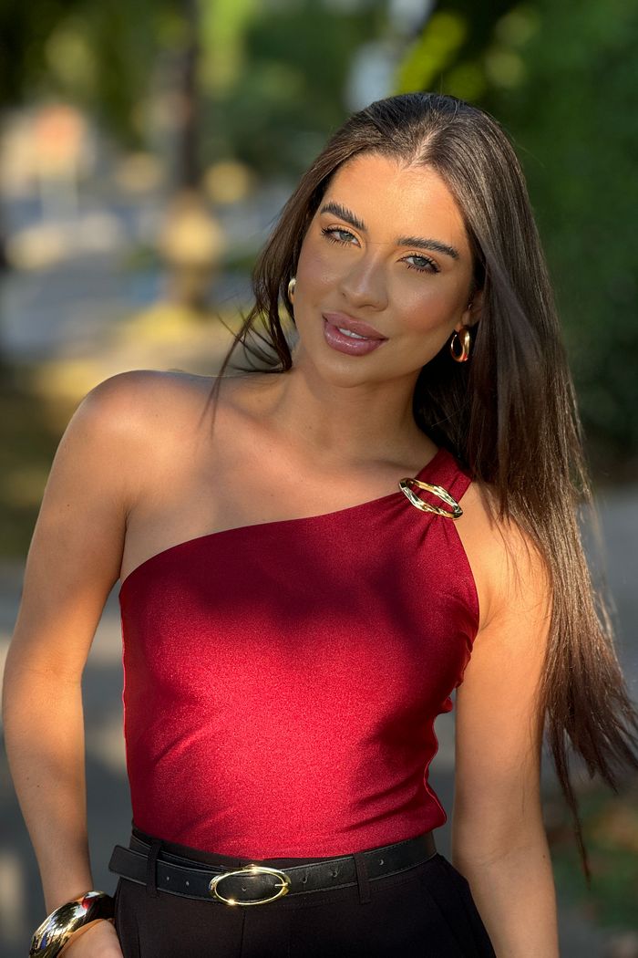 Blusa Ombro Único Cherry