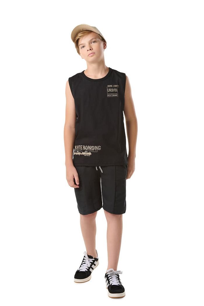 BERMUDA COM BOLSOS E RECORTE