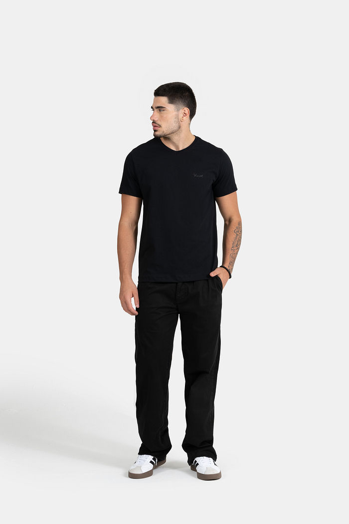 T-SHIRT MEIA MALHA DECOTE V