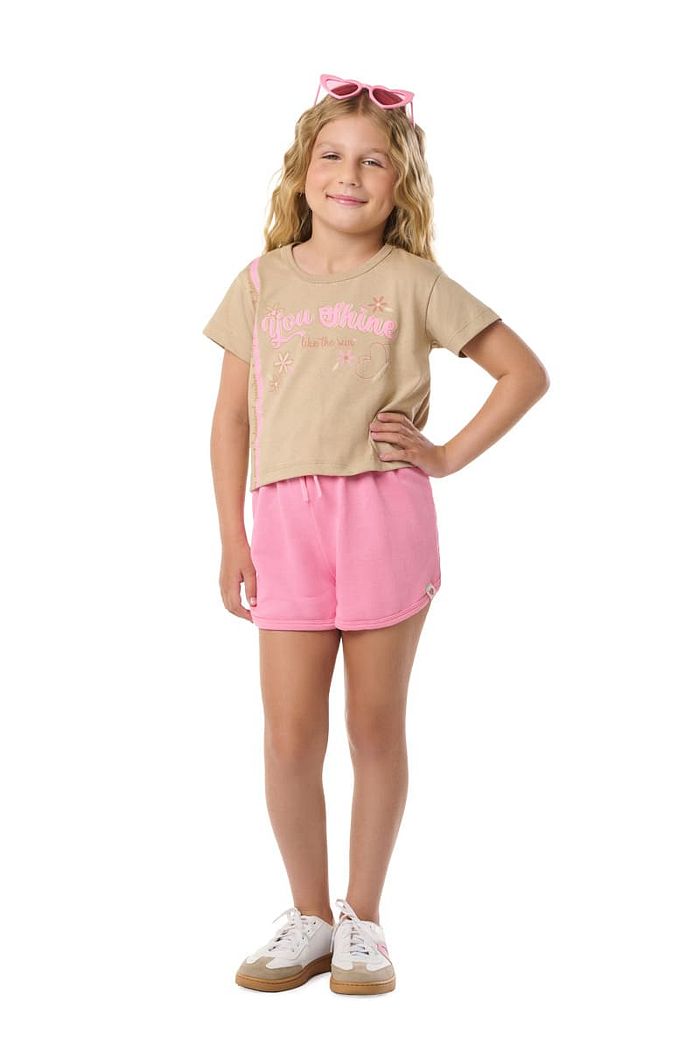 CONJUNTO BLUSA E SHORTS