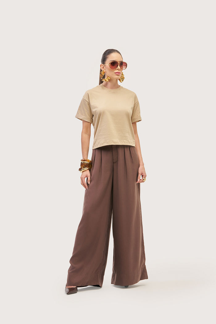 T-SHIRT MEIA MALHA COM DOBRA NAS MANGAS