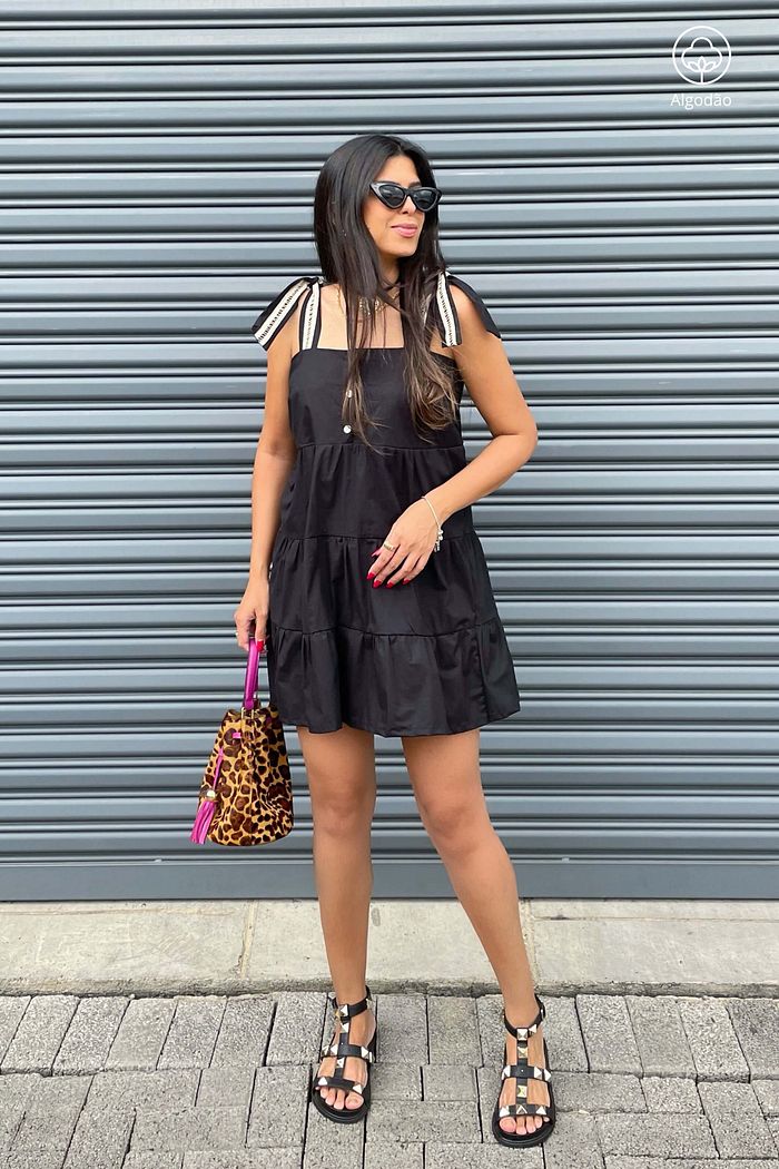 Vestido Curto De Alça Guipir Tricoline Algodão Babi Preto