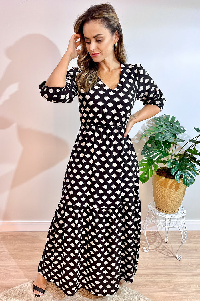 Vestido Allana em Tecido Plano de Viscose - Estampa Ikat Fundo Preto