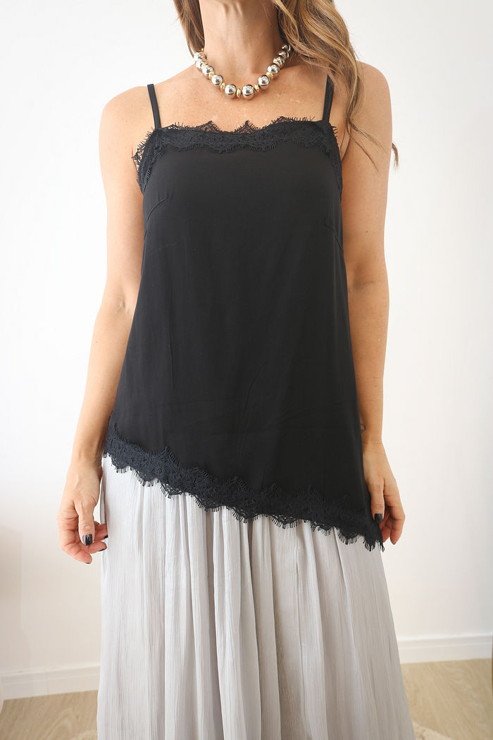 Blusa de Alças com Renda Tecido Plano Viscose  - Preto