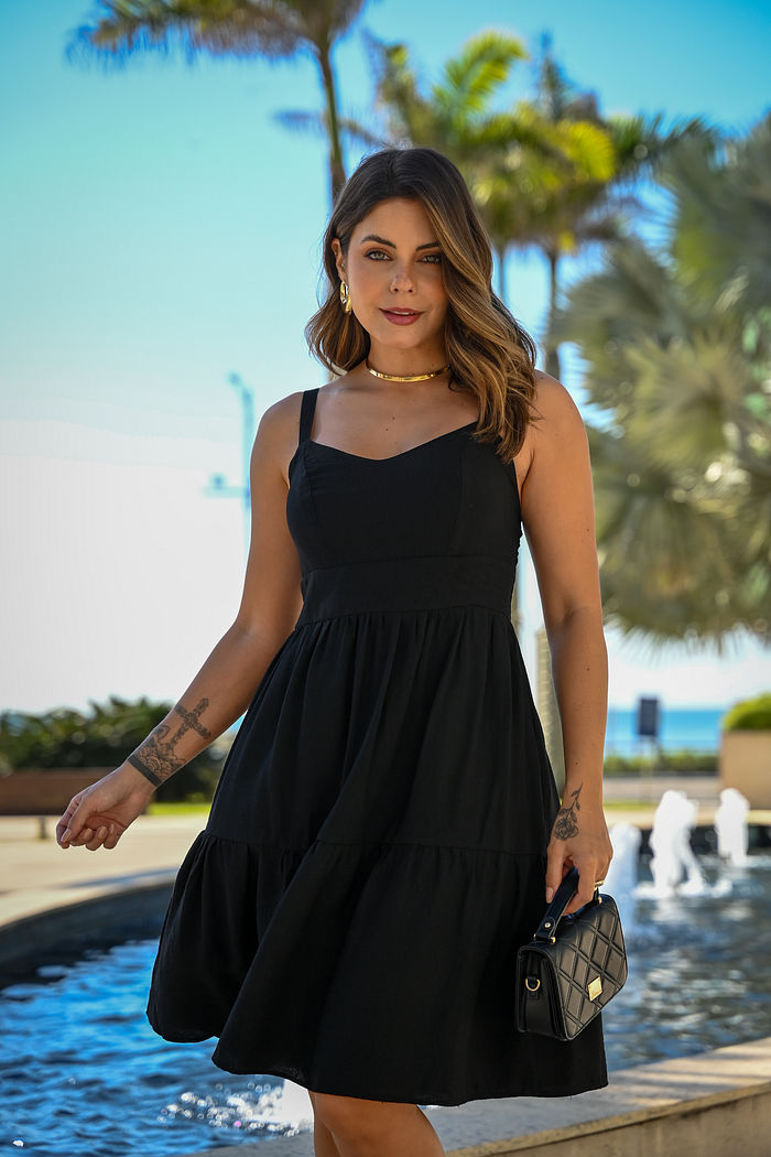 Vestido Luna em Tecido Plano de Viscose com Alças - Preto