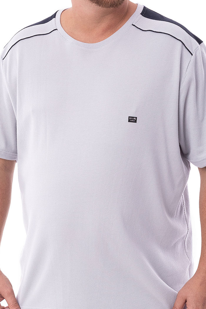 Camiseta Plus Size Listras