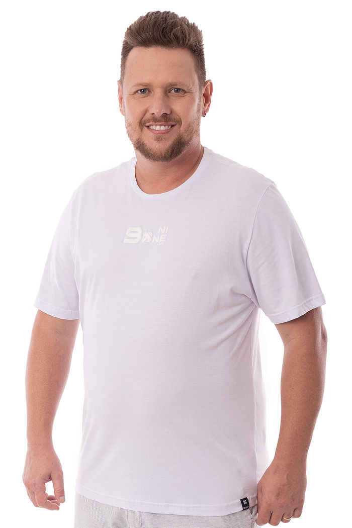 Camiseta Plus Size Nine Two