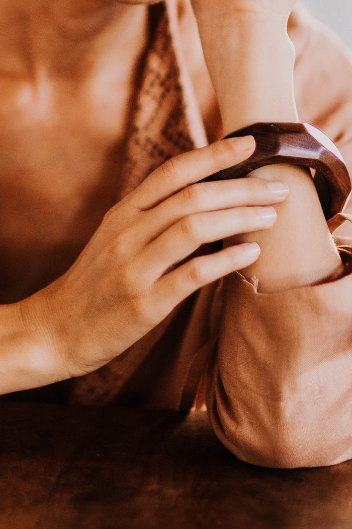 Bracelete de madeira