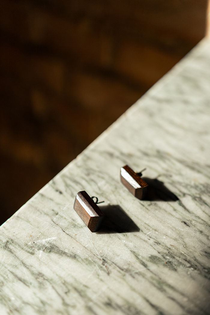 Brinco de madeira Sol -  pequenino