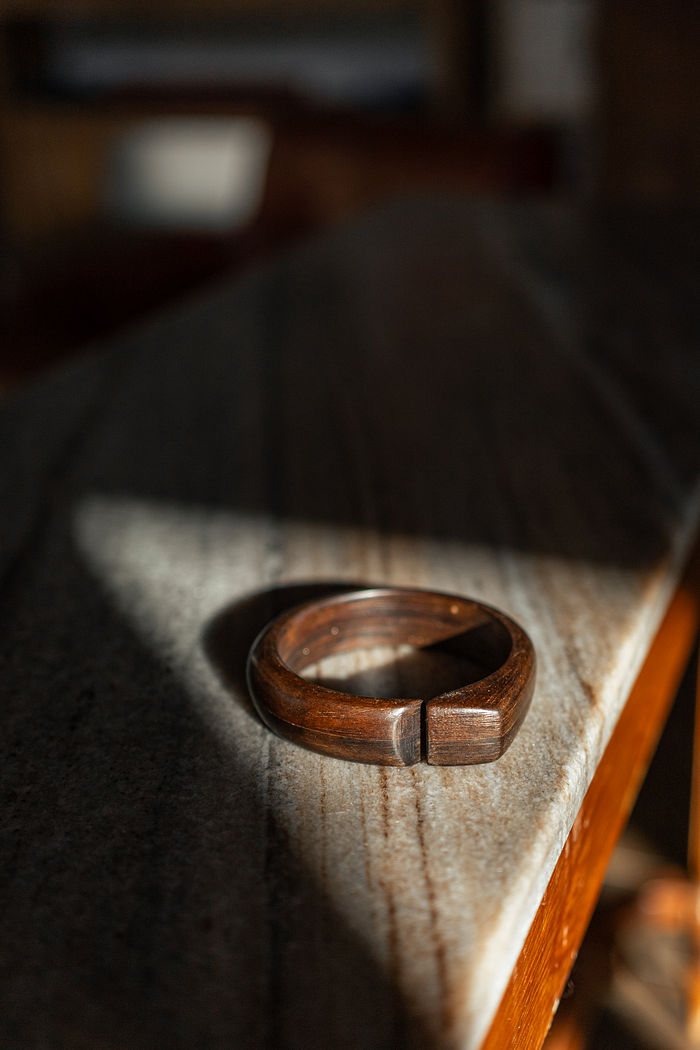 Pulseira de madeira Ouroborus