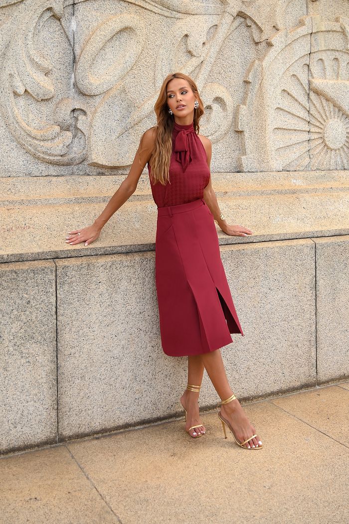 Saia Midi Com Pregas E Fenda - Doce Flor