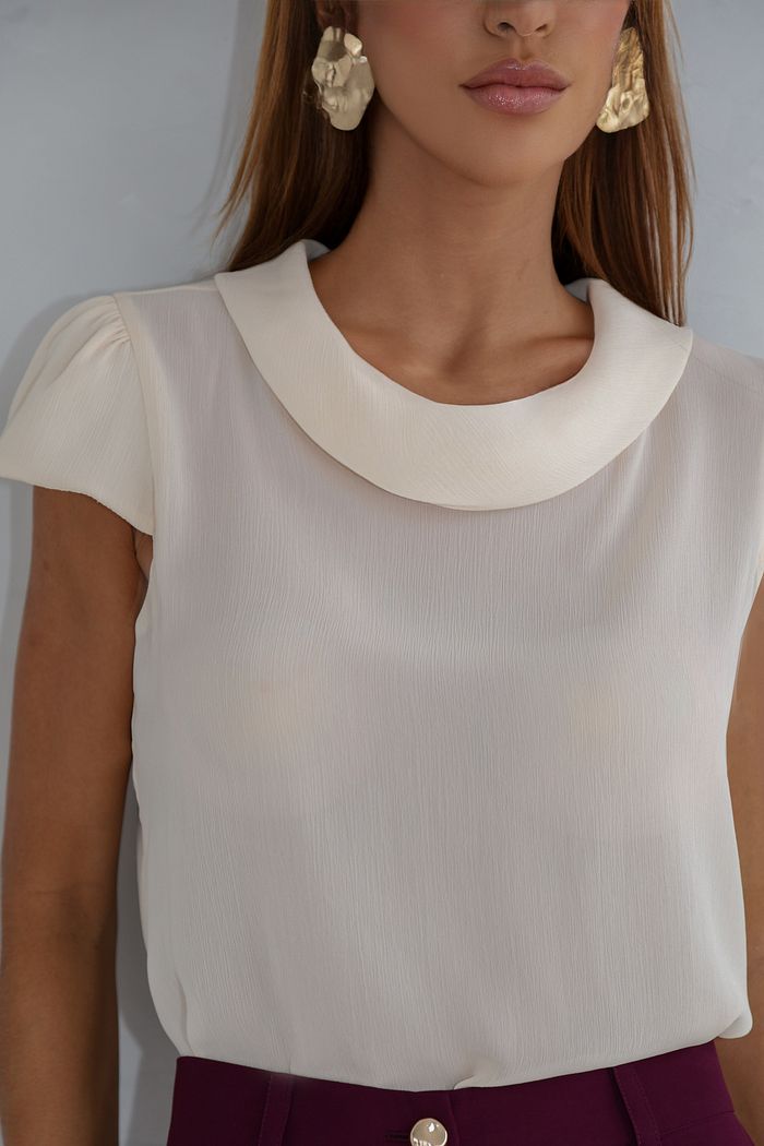 Blusa Crepe Com Gola - Doce Flor