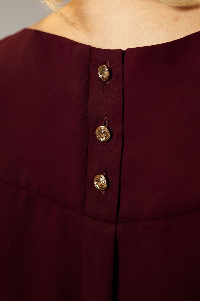 Regata Crepe Decote V Com Botões - Doce Flor