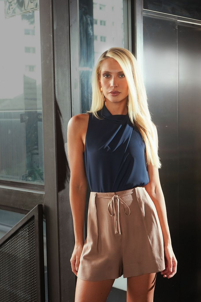 Regata Decote Drapeado Assimétrico - Donna Ritz