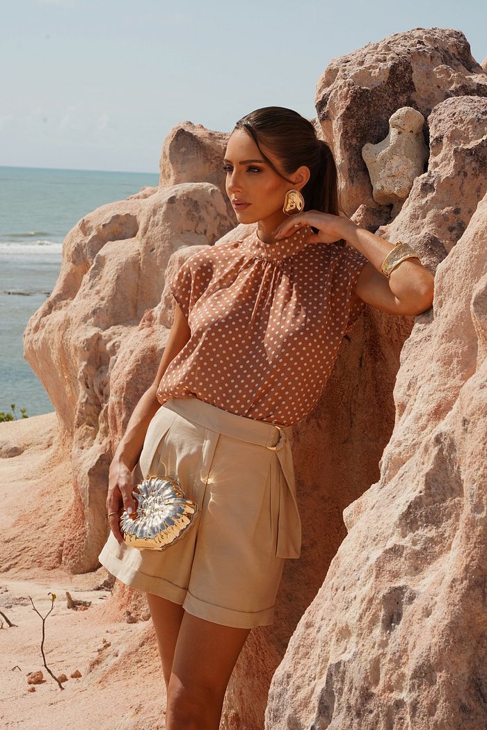 Blusa Poás Gola Alta Pregas - Doce Flor