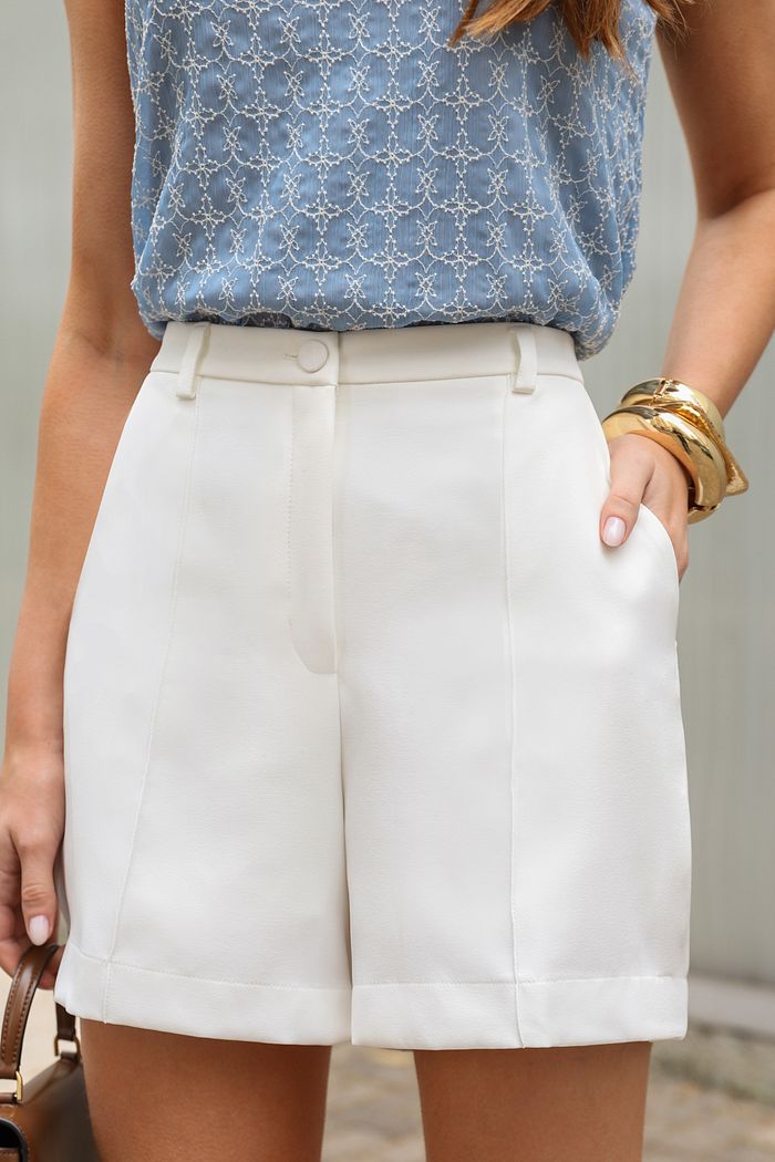 Blusa Cavada Em Chiffon Botões - Doce Flor