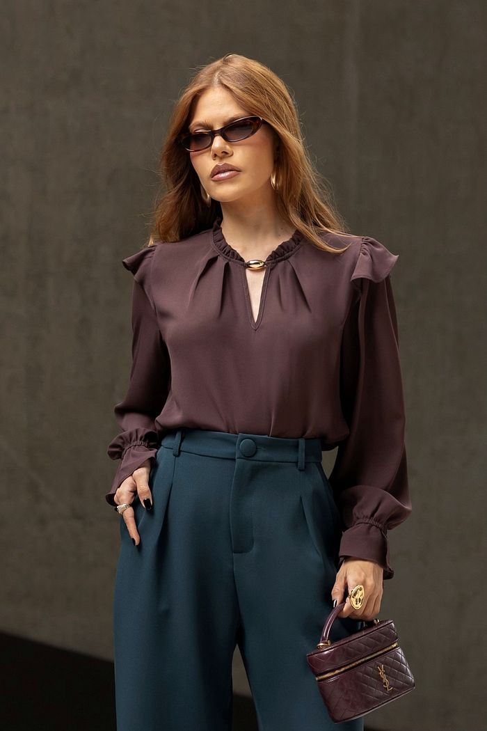 Blusa Crepe Com Detalhe Fivela Babado - Milalai