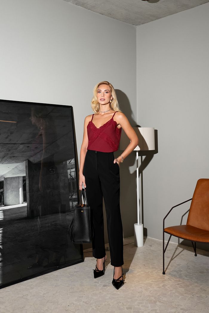 Calça Cenoura Alfaiataria - Doce Flor