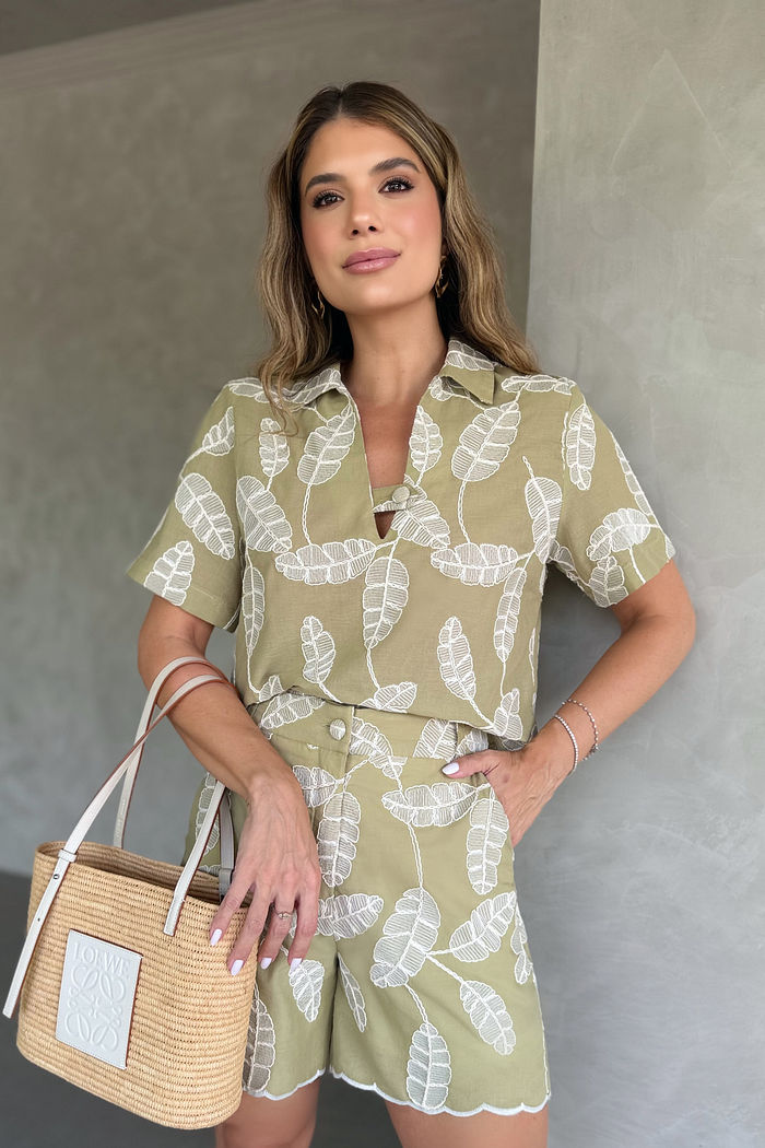 Blusa Polo Em Algodão Bordado - Doce Flor