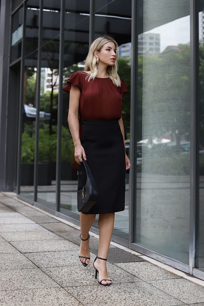 Blusa Com Pregas e Babados Na Manga - Doce Flor