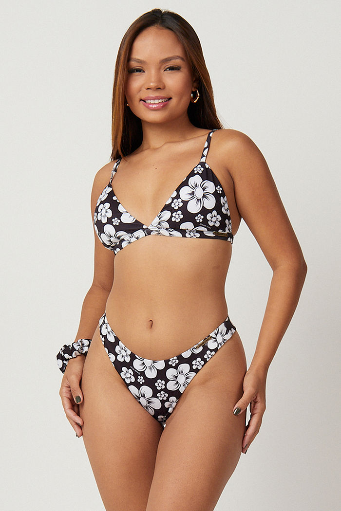 CONJUNTO JADE | CORTININHA FIXA SURF + ASA DELTA ESTELA