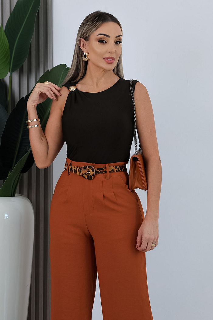 REGATA C/ FIVELA DOURADA TABATA - PRETO