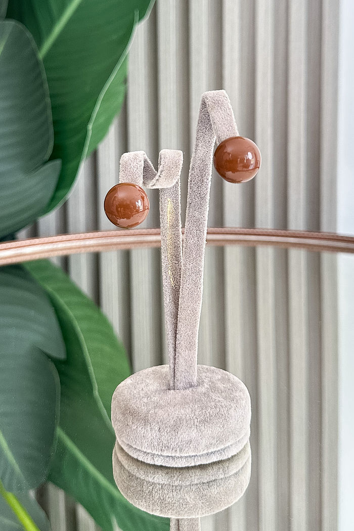 BRINCO ESFERA MARROM ALICE