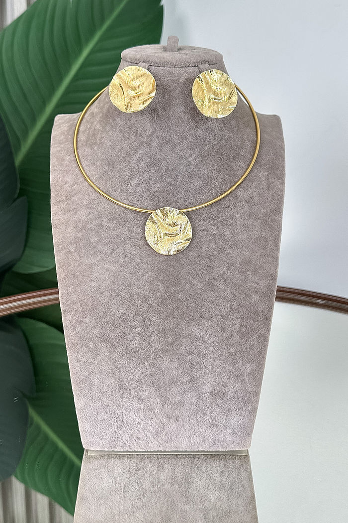 CHOKER DOURADA SANDY -  NA COMPRA DA CHOKER, GANHE O BRINCO!