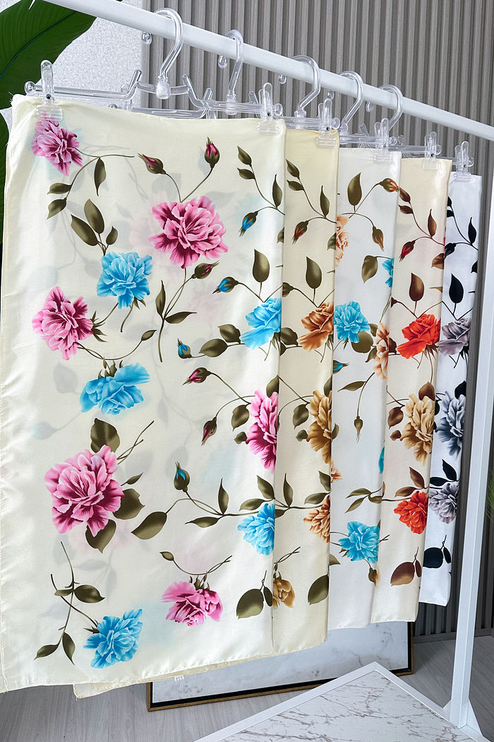 LENÇO DE CETIM CAROL