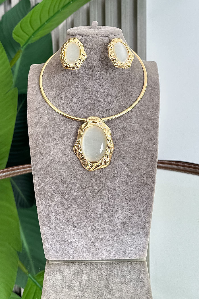 COLAR DOURADO CLARA - NA COMPRA DO COLAR, GANHE O BRINCO!