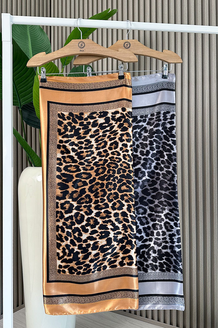 LENÇO DE CETIM NARA